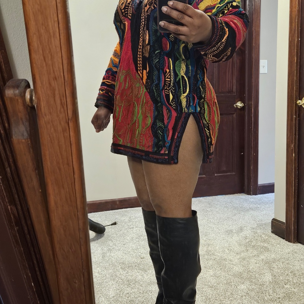 Authentic COOGI Casino V Neck Sweater - Picture 6 of 7